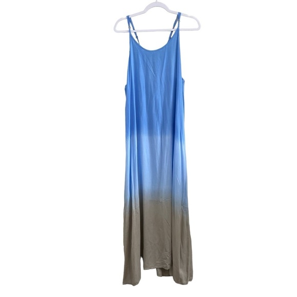 mele beach - blue ombre maxi dress - M (OS) - Picture 6 of 13